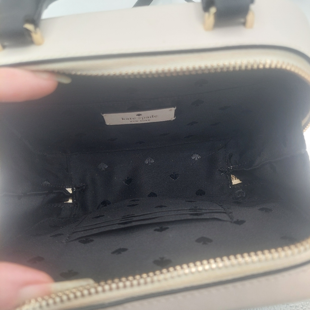 Kate Spade Traveler Trunk Daisy crossbody - Picture 7 of 7